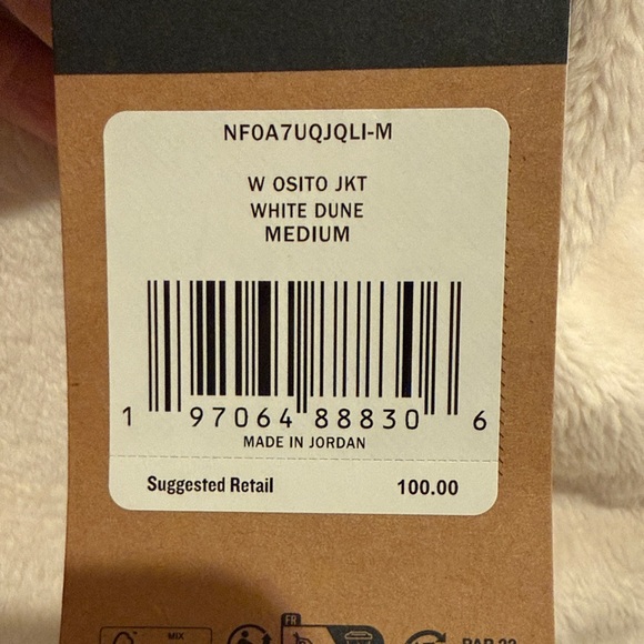 The North Face Women's Cream Teddy Jacket - Picture 4 of 4